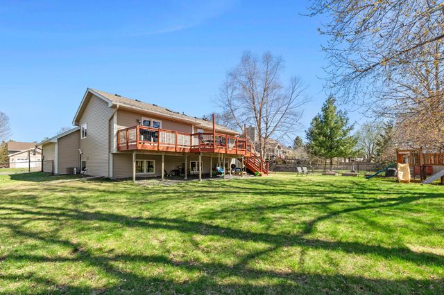 8690 Chanhassen Hills Drive N, Chanhassen, MN 55317