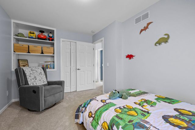 8690 Chanhassen Hills Drive N, Chanhassen, MN 55317