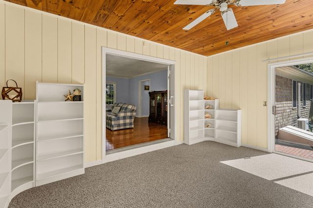 39 Spinnaker Lane, Pocasset, MA 02559