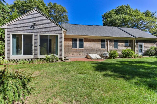 39 Spinnaker Lane, Pocasset, MA 02559