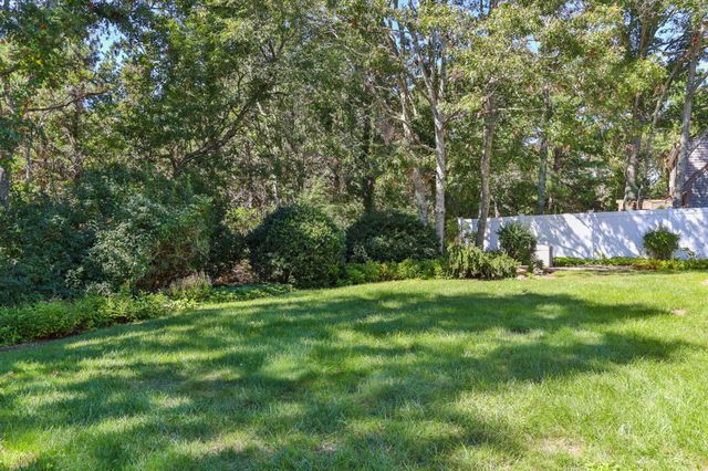 39 Spinnaker Lane, Pocasset, MA 02559