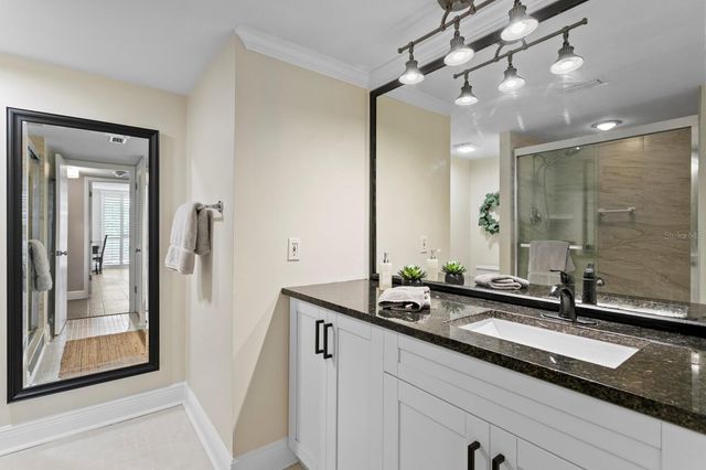 100 OAKMONT 105, Belleair, FL 33756