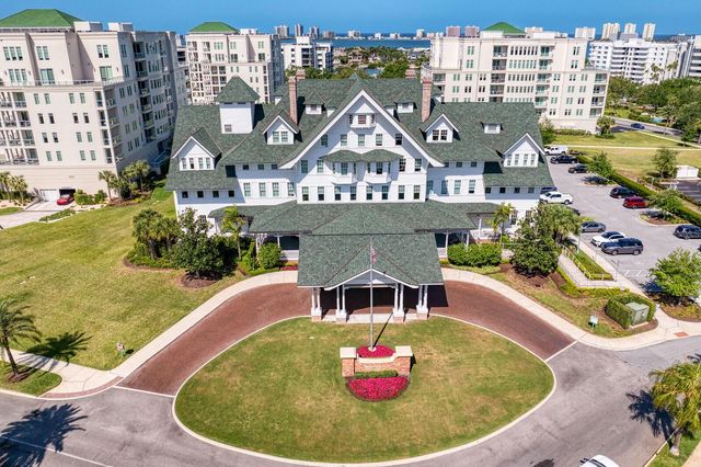 100 OAKMONT 105, Belleair, FL 33756