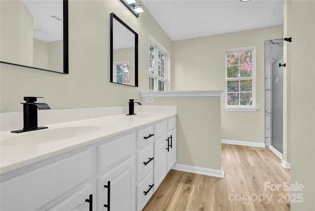 12016 Gemstone Court, Charlotte, NC 28269