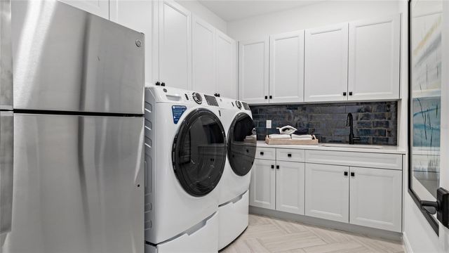 4656 TRIDENT DRIVE, Tavares, FL 32778