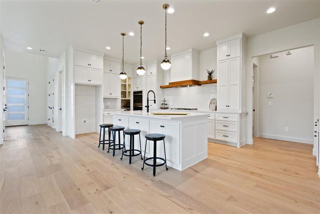 12704 Cobblestone Curve Road, Oklahoma City, OK 73142