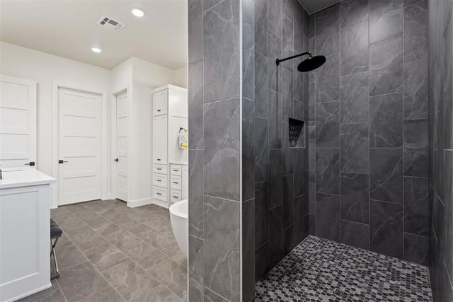 12704 Cobblestone Curve Road, Oklahoma City, OK 73142