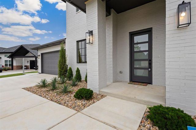 12704 Cobblestone Curve Road, Oklahoma City, OK 73142