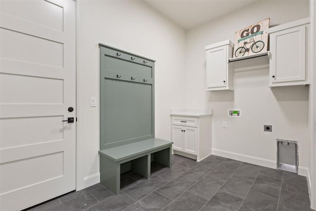 12704 Cobblestone Curve Road, Oklahoma City, OK 73142