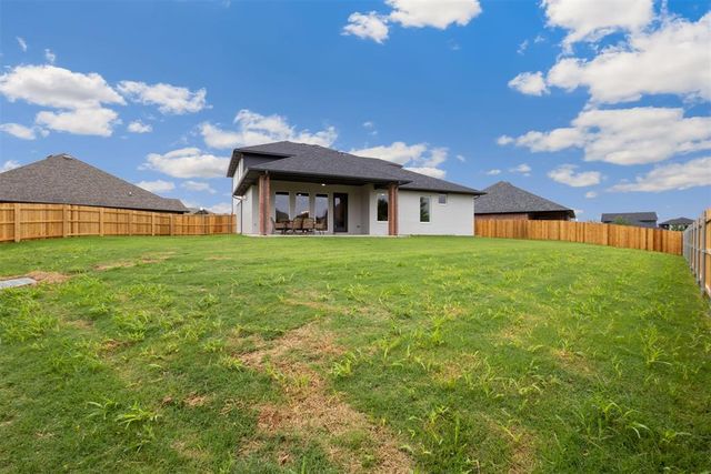 12704 Cobblestone Curve Road, Oklahoma City, OK 73142