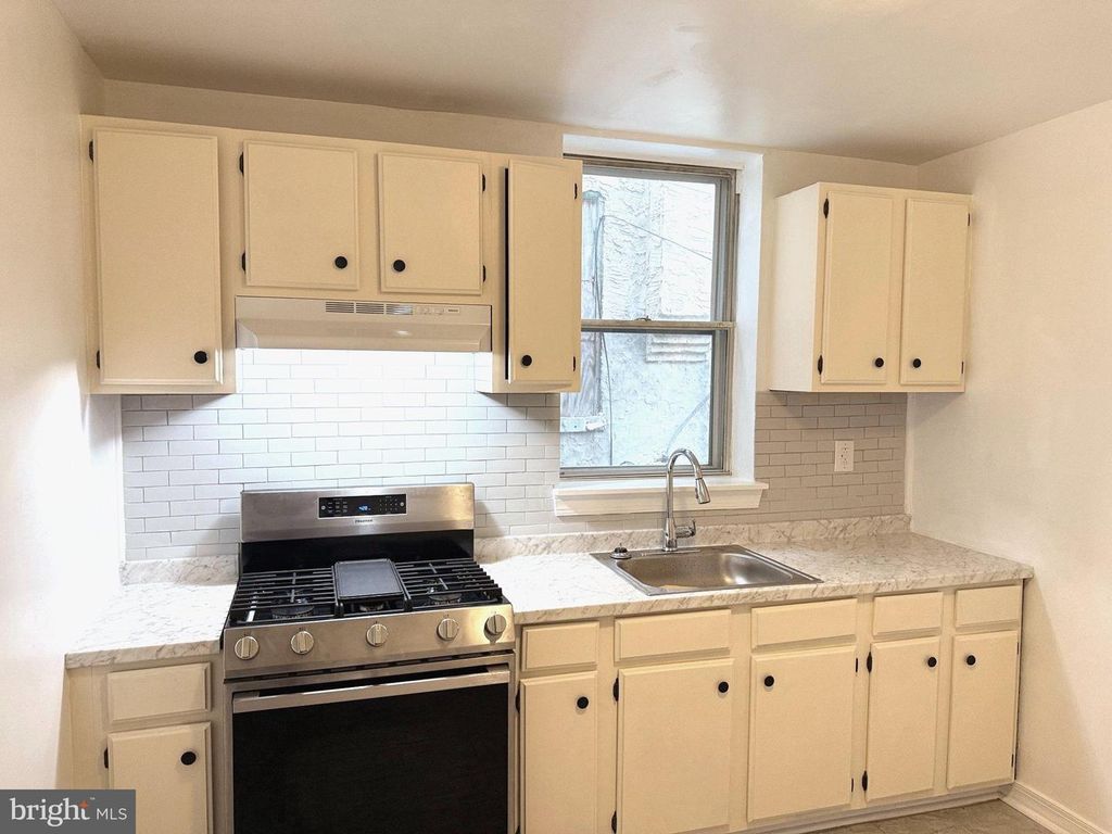 11 N HIRST ST, PHILADELPHIA, PA 19139 — photo 3