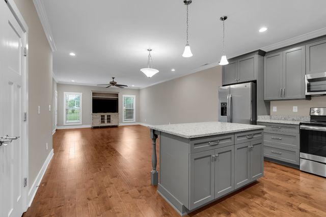 58 Island Way, Winchester, TN 37398