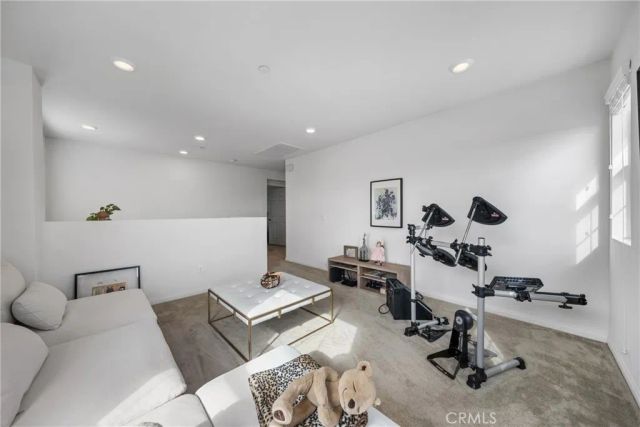 5580 Bertini Way, Fontana, CA 92336