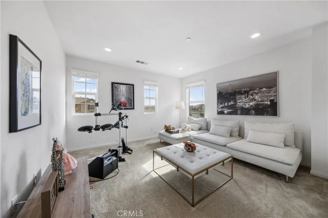 5580 Bertini Way, Fontana, CA 92336