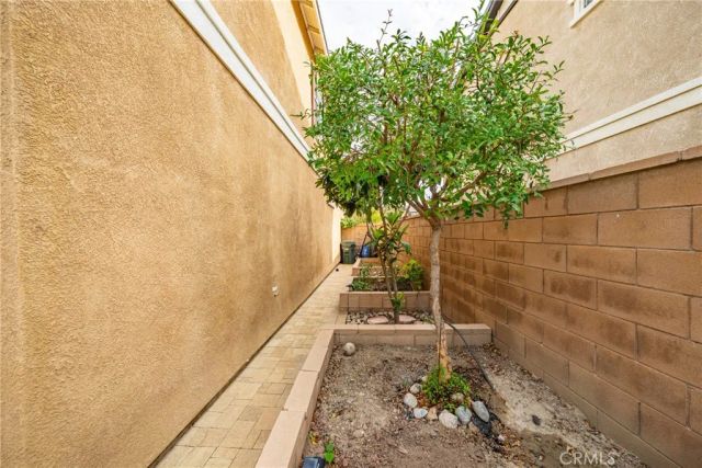 5580 Bertini Way, Fontana, CA 92336