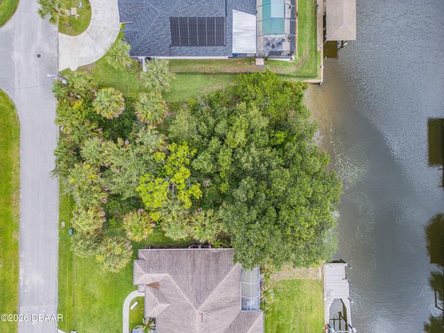 9 N Christopher Court, Palm Coast, FL 32137