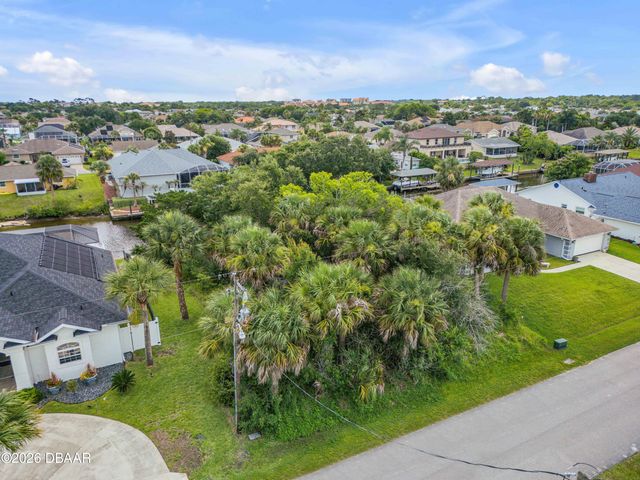 9 N Christopher Court, Palm Coast, FL 32137