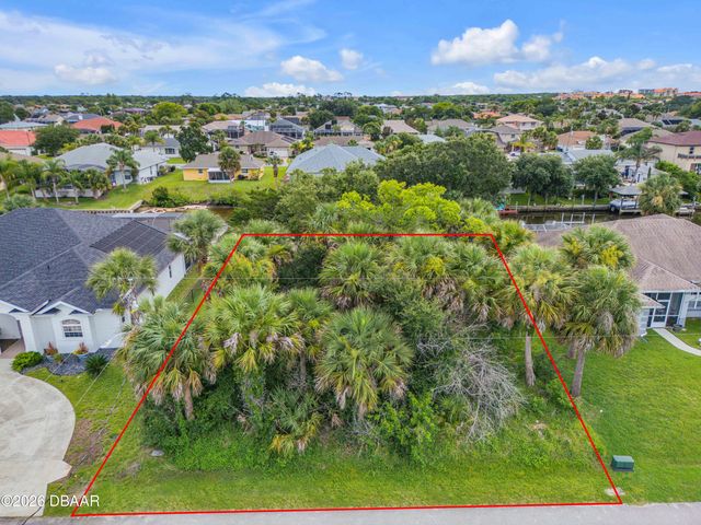 9 N Christopher Court, Palm Coast, FL 32137