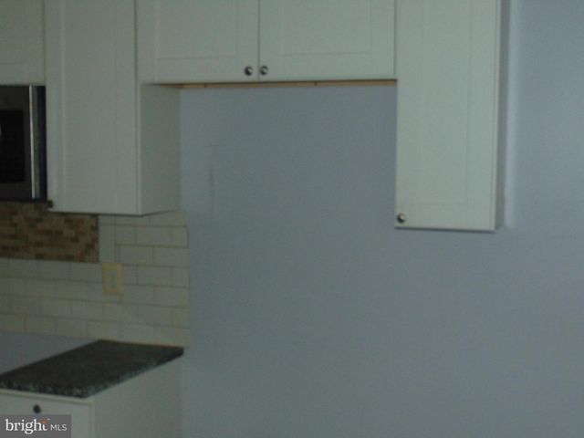 902 N 7TH ST, Camden, NJ 08102