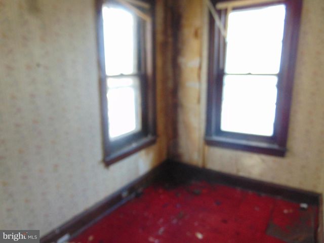 902 N 7TH ST, Camden, NJ 08102