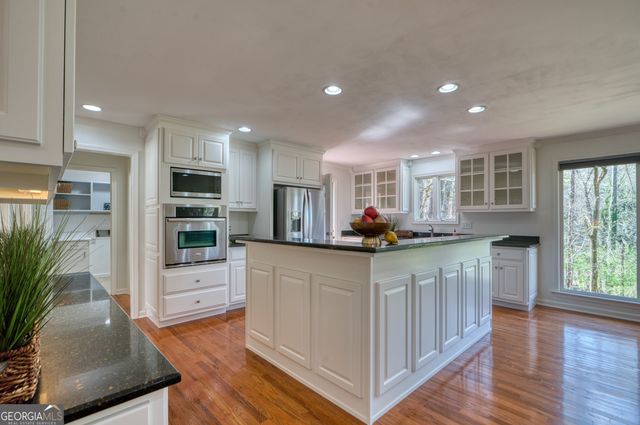 4 Wayne Street SW, Rome, GA 30165