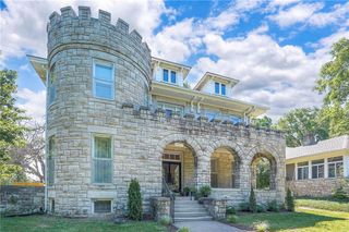 3607 Pennsylvania Avenue, Kansas City, MO 64111