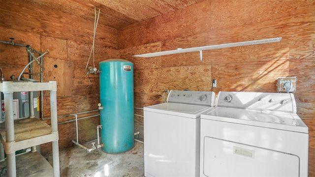 5958 Skylane Drive, Montgomery, TX 77316