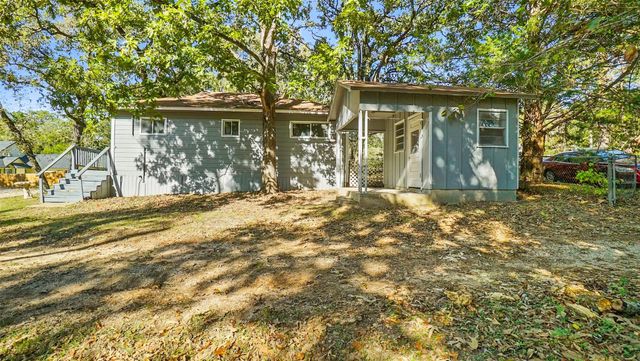 5958 Skylane Drive, Montgomery, TX 77316