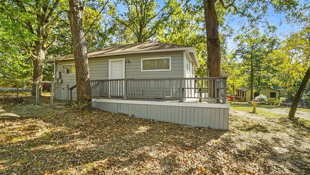 5958 Skylane Drive, Montgomery, TX 77316