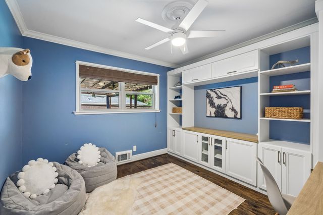 9946 Vistadale Drive, Dallas, TX 75238