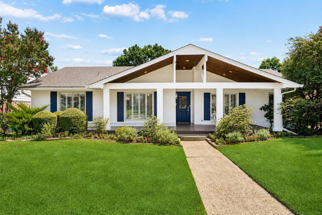 9946 Vistadale Drive, Dallas, TX 75238