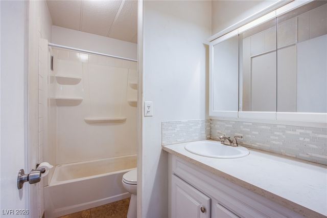 360 Sir Richard East Drive, Las Vegas, NV 89110