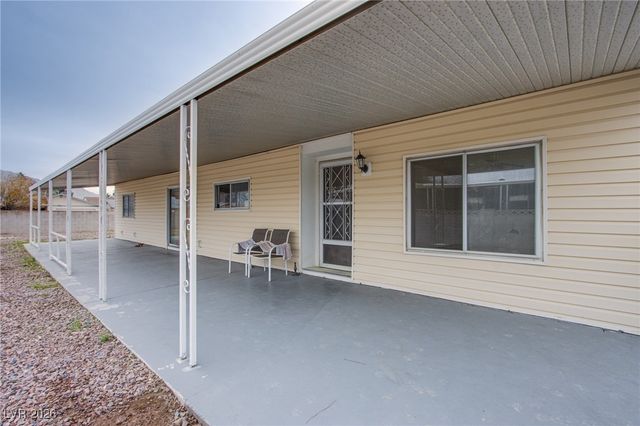 360 Sir Richard East Drive, Las Vegas, NV 89110