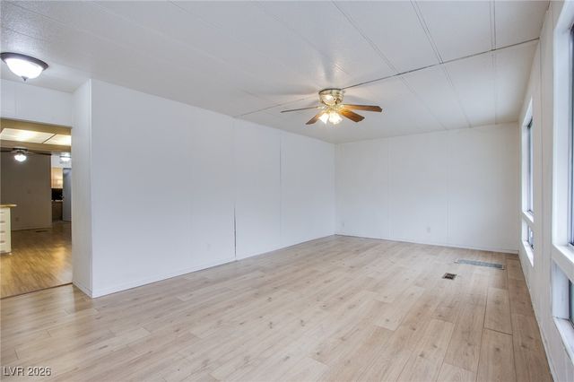 360 Sir Richard East Drive, Las Vegas, NV 89110