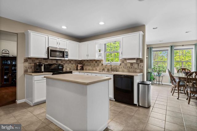 346 MULBERRY DR, Royersford, PA 19468