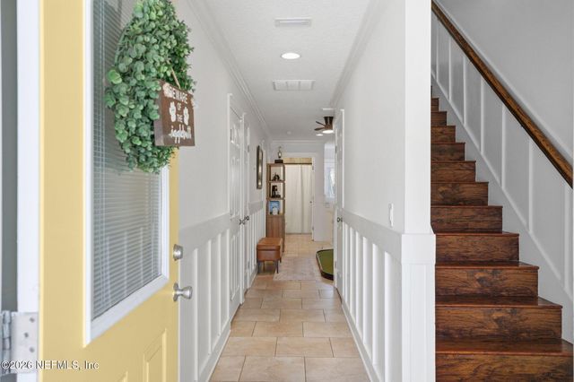 209 7TH Avenue S, Jacksonville Beach, FL 32250