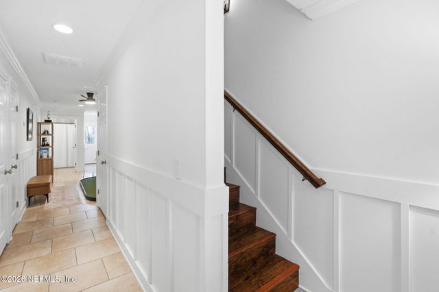 209 7TH Avenue S, Jacksonville Beach, FL 32250