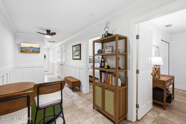 209 7TH Avenue S, Jacksonville Beach, FL 32250