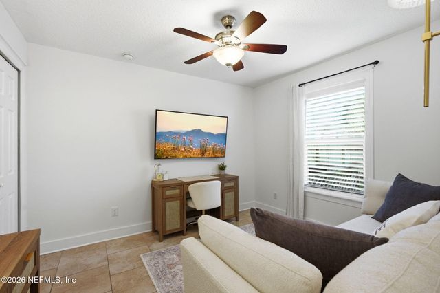 209 7TH Avenue S, Jacksonville Beach, FL 32250