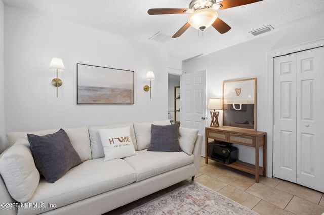 209 7TH Avenue S, Jacksonville Beach, FL 32250