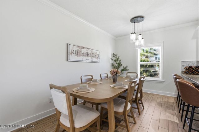 209 7TH Avenue S, Jacksonville Beach, FL 32250