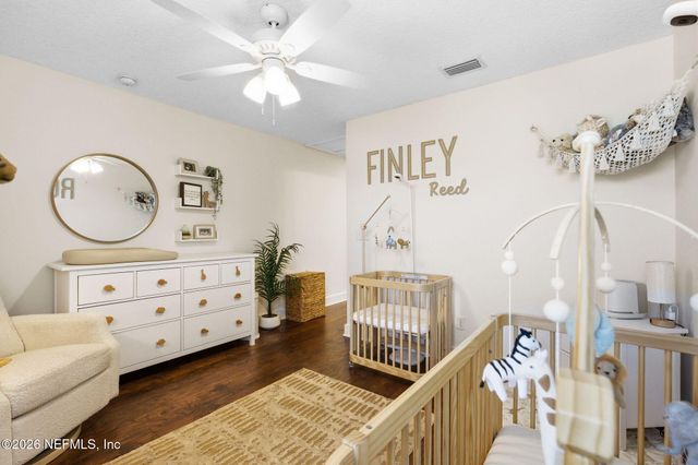 209 7TH Avenue S, Jacksonville Beach, FL 32250