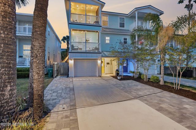 209 7TH Avenue S, Jacksonville Beach, FL 32250