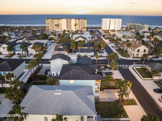 209 7TH Avenue S, Jacksonville Beach, FL 32250