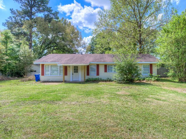 6337 Garden Oaks Drive, Shreveport, LA 71129