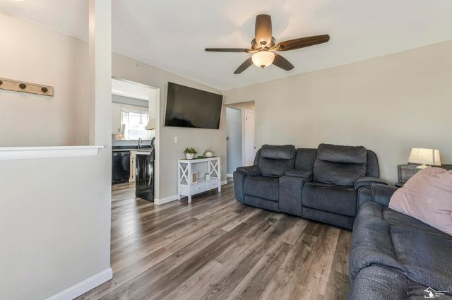 7900 Mortenview Drive, Taylor, MI 48180