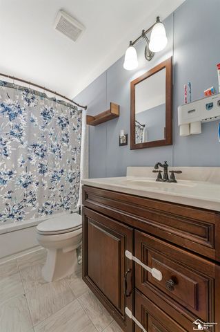 7900 Mortenview Drive, Taylor, MI 48180