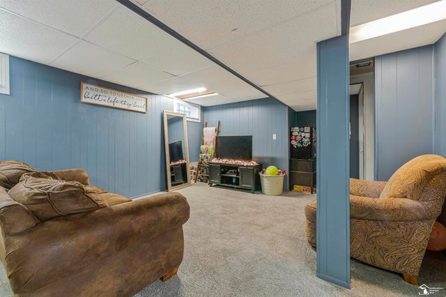 7900 Mortenview Drive, Taylor, MI 48180