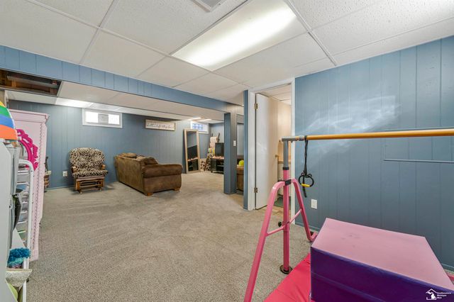 7900 Mortenview Drive, Taylor, MI 48180