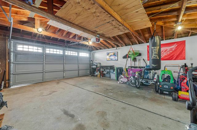 7900 Mortenview Drive, Taylor, MI 48180